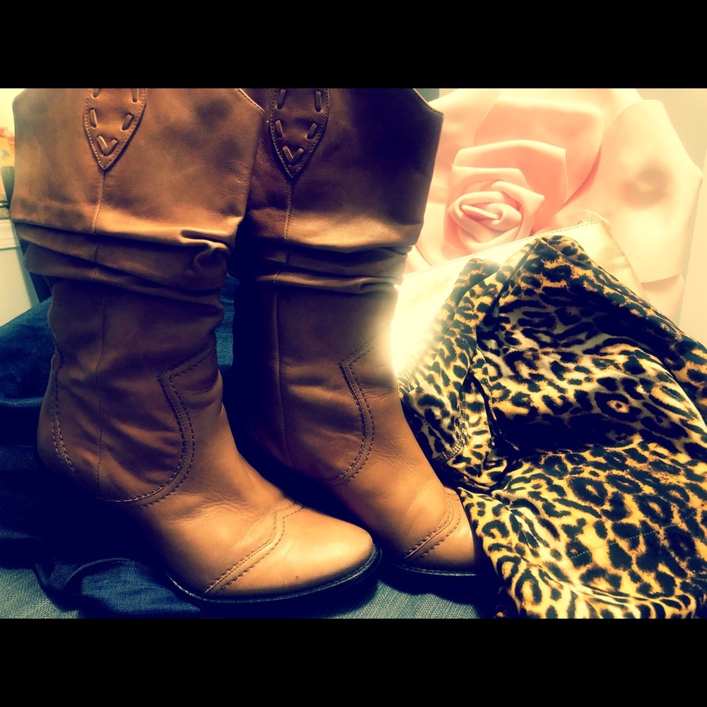 BCBGeneration Cowboy Boots Sz 6